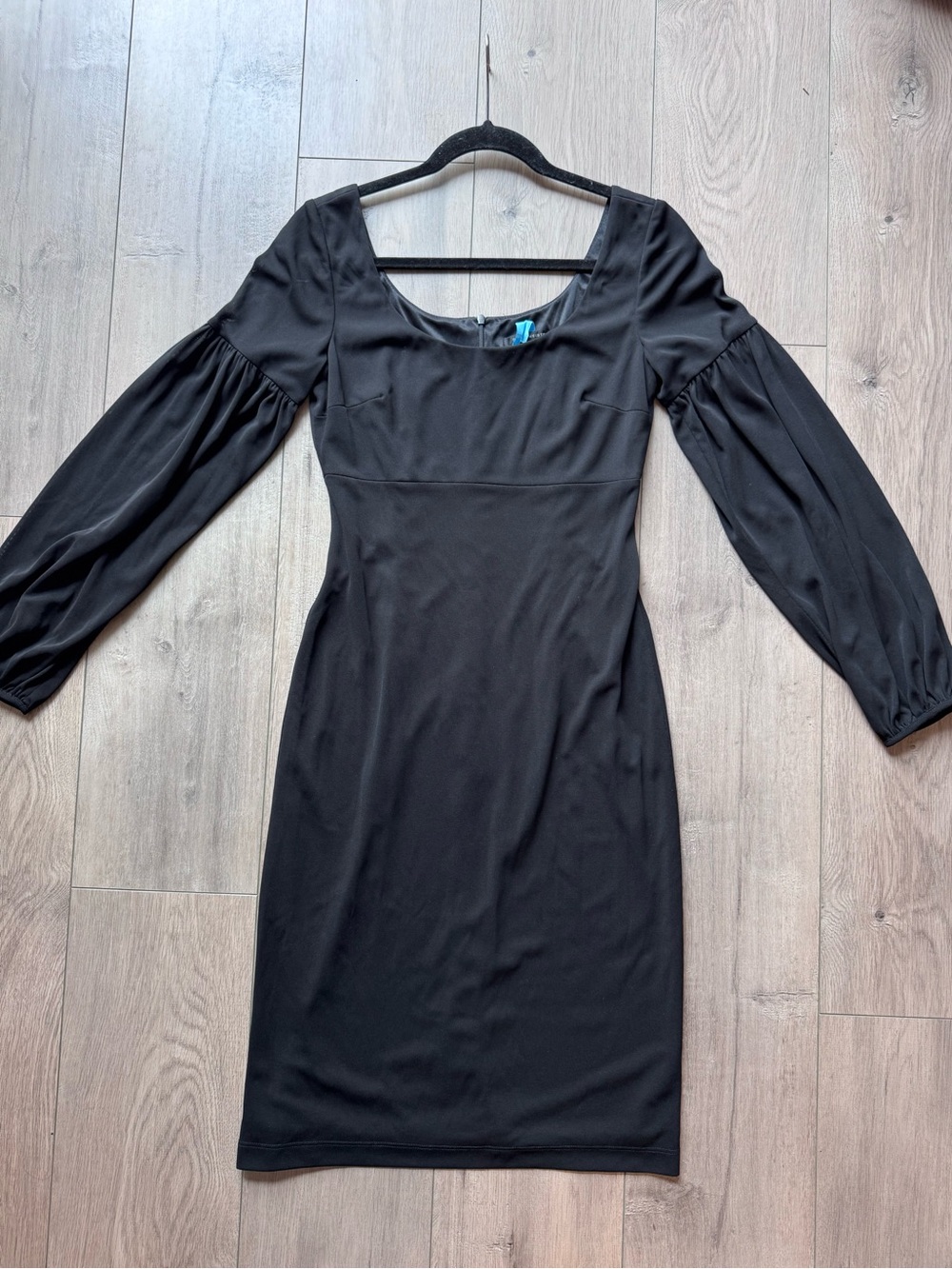 David Meister Sz 6 Black Bodycon Midi Long-Sleeve Scoop Neck Dress Minimalist